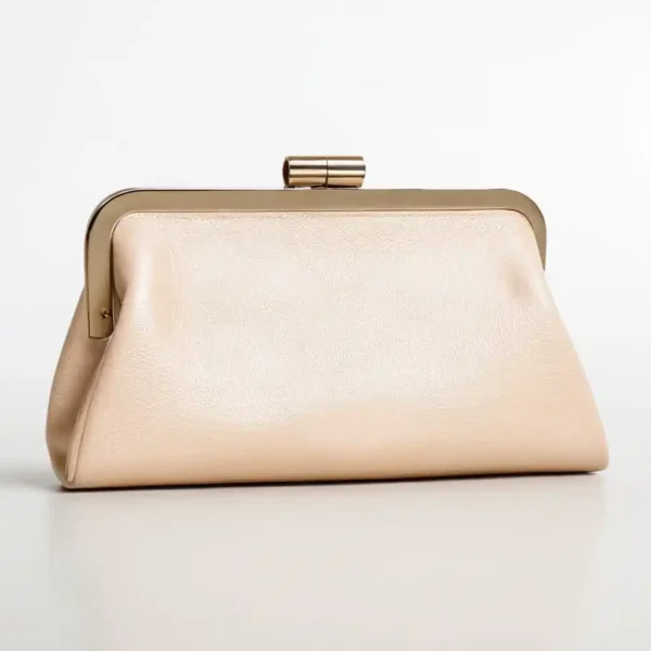 Clutch Essence - Sleek and minimalist clutch for women, perfect for parties, weddings, and special occasions.